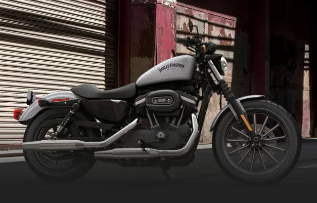 Sportster XL 883 Iron 2015 in Hard Candy Quicksilver Flake 