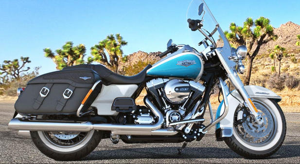 Road King Classic Modell 2016 in Crushed Ice Pearl & Frosted Teal Pearl 