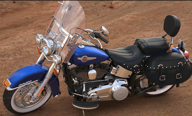 Softail Heritage Classic Modell 2016 in Superior Blue