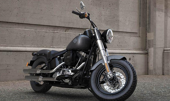 Softail Slim Modell 2016 in Charcoal Pearl
