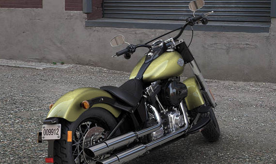 Softail Slim Modell 2016 in Olive Gold