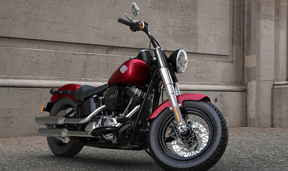 Softail Slim Modell 2016 in Velocity Red Sunglo