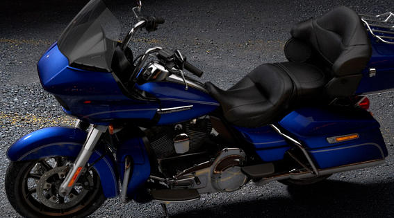 Road Glide Ultra Modell 2016 in Superior Blue Pearl