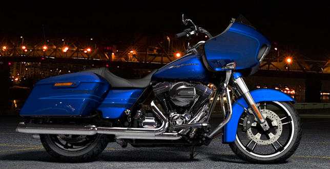 Road Glide Special Modell 2016 in Superior Blue