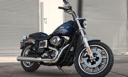 Dyna Low Rider Modell 2016 in Cosmic Blue Pearl