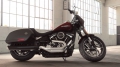 Softail Sport Glide Modell 2018 in Twisted Cherry