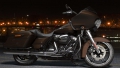 Road Glide Modell 2018 in Sumatra Brown