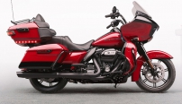 Road Glide Limited / Finish: Chrome oder Limited Black Pearl mglich