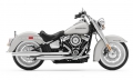 Softail Deluxe Modell 2020 in Stone Washed White Pearl